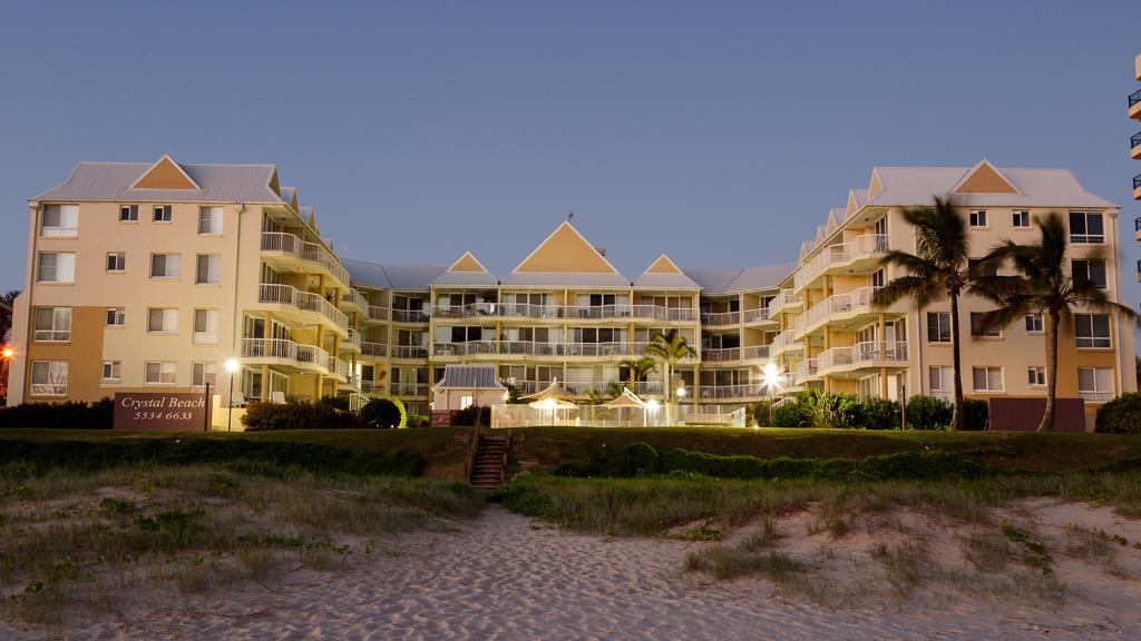 Crystal Beachfront Apartments Gold Coast Exterior photo