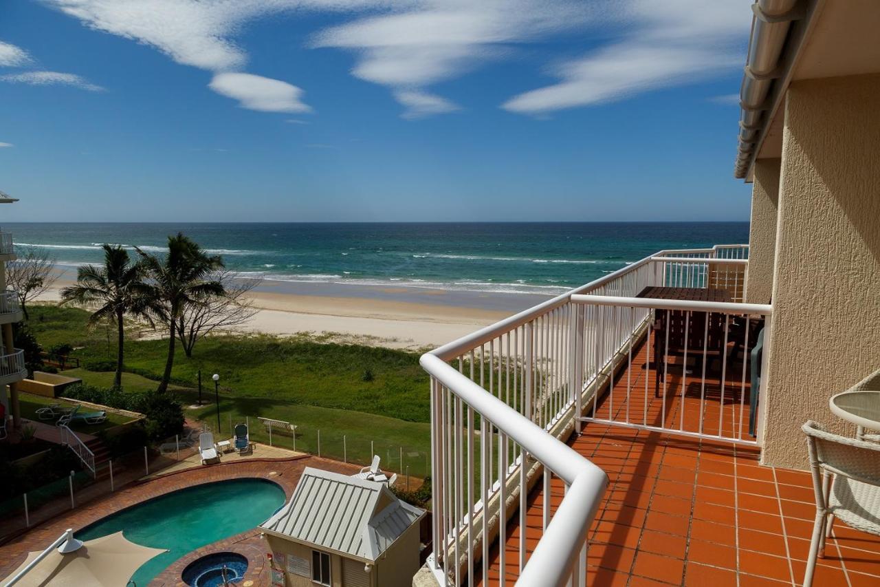 Crystal Beachfront Apartments Gold Coast Exterior photo