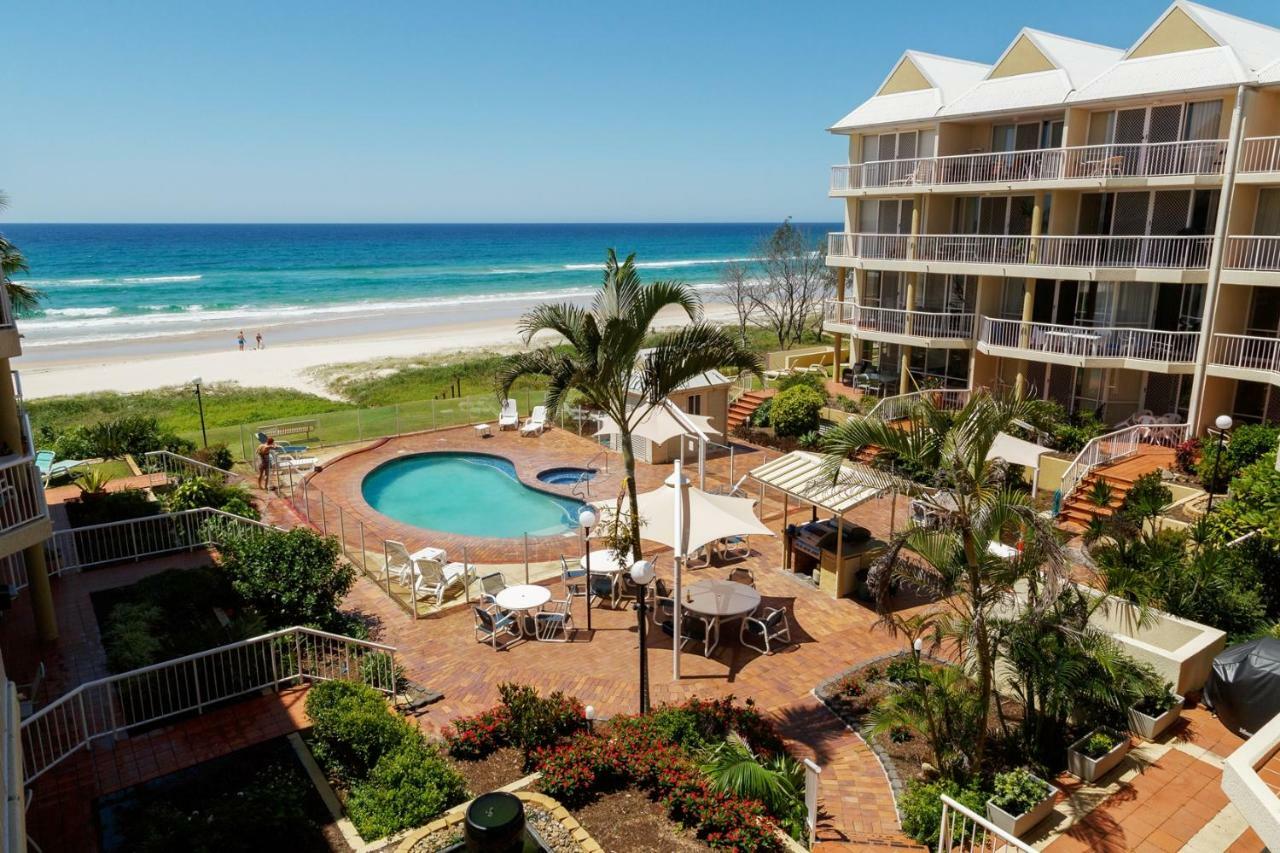 Crystal Beachfront Apartments Gold Coast Exterior photo